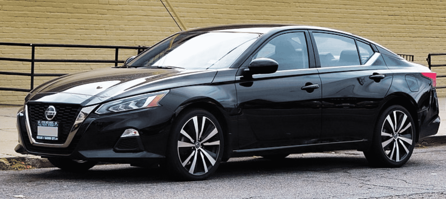 Nissan Altima Black